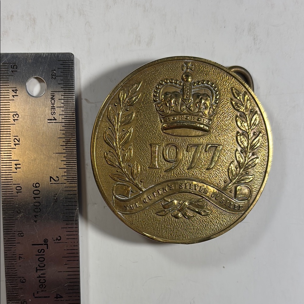 Queen Elizabeth II 1977 Silver Jubilee Belt Buckle